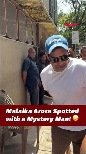 Mystery Man Alert! Malaika Arora Spotted with Someone Special?👀 #malaikaarora #viralvideo #bollywood