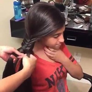 35K views · 653 reactions |  Virtuosa Boutique Evangélica  Uma loja online especializada em moda evangélica e executiva que oferece vestidos, saias, blusas, camisas e muito mais.  Produtos de qualidade com os melhores preços!  Compre Aqui: www.virtuosaboutique.com.br | OnLine Play | Facebook