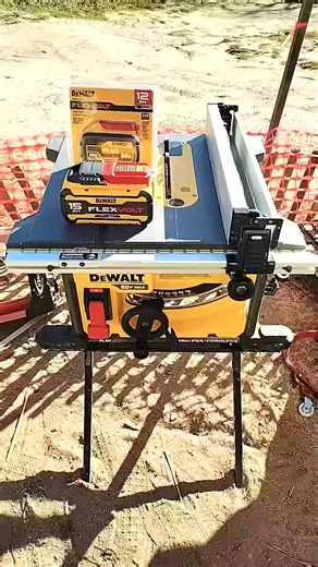 DeWalt Cordless Table Saw 15 Second Review | Tyler Reyes | Facebook