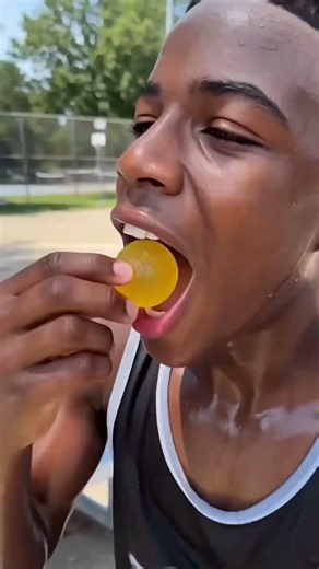 The best way to make ice cubes 😮