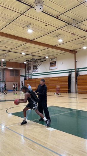 How Can You Master Post Pad Basketball Work to Dominate the Paint? #basketballtraining #basketball