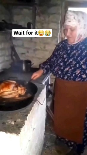 Is the roasted chicken still alive??😂🏃‍♂️😭... #shorts #reaction #funny #ai #chicken #funnyvideo