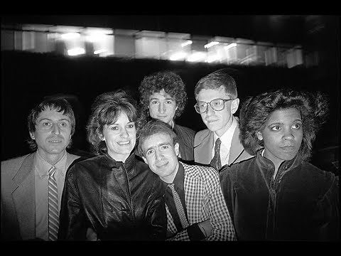 The Waitresses - Christmas Wrapping (TDD Video Edit)