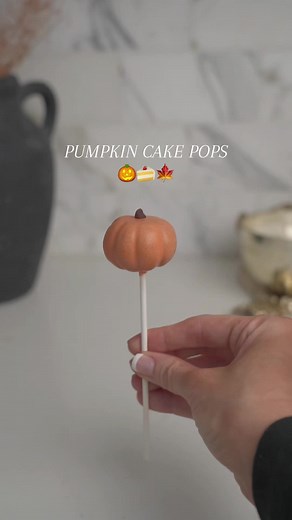 Delicious Pumpkin Cake Pops Recipe for Halloween