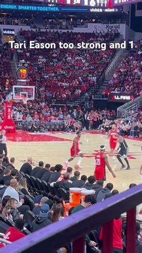 Tari Eason too strong and 1 #houston #nba #basketball #rockets #tarieason