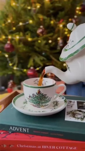 Pour a little Christmas tradition ☕🎄 Spode’s iconic Christmas Tree tea set brings timeless charm to every festive moment — from quiet mornings to afternoon tea with loved ones. A beautiful gift, a cherished tradition, and a classic that never dates. Available now at Peter’s of Kensington. Product number: 445196 #PetersOfKensington #SpodeChristmas #ChristmasTraditions #FestiveTable #TimelessDesign #ChristmasEntertaining #HeritageStyle | Peter's of Kensington