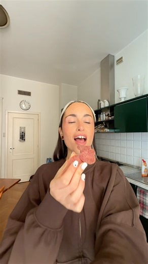 Nuovo hack della vita #assaggio #salame #food #hack #cibo #foodie #perte #ytshorts #cucina