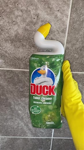 Duck Toilet Cleaner for Effective Bathroom Cleaning