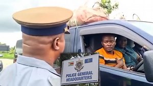 The Zimbabwe Republic Police (ZRP) in Makonde district, in collaboration with key stakeholders, officially launched a road safety campaign in Chinhoyi, urging motorists to strictly adhere to traffic regulations to enhance road safety during the festive season and reduce accidents #Zimbabwe 🔥🔥 | Chihwa power station