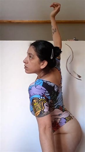 Lifemodel on Instagram: "Rehearsal 💫☀️#lifemodeldrawing #lifemodel #modelshoot #modelovivo"