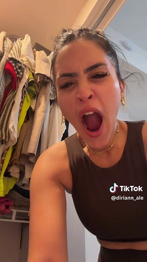 My mornings look like this now & I feel so incredibly good 🏋🏻‍♀️🦦💛 @Teamzaki tagging my trainer ✨ #grwm #morningvlog #morningroutines #morningworkout #healthylifestyle