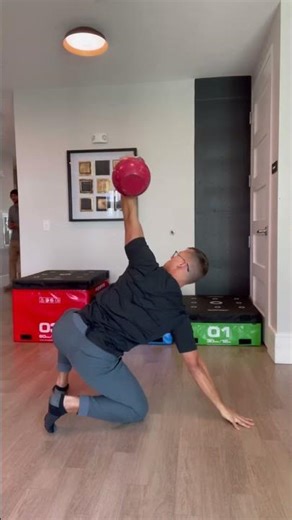 Kettlebell Turkish Get-Up Double