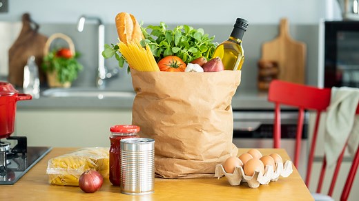 Study Shows This Easy Grocery Hack Will Help You Eat Better