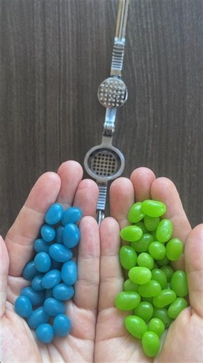 blue green marbles 🔵🔵🟢🟢 #asmr #pineapple #satisfying