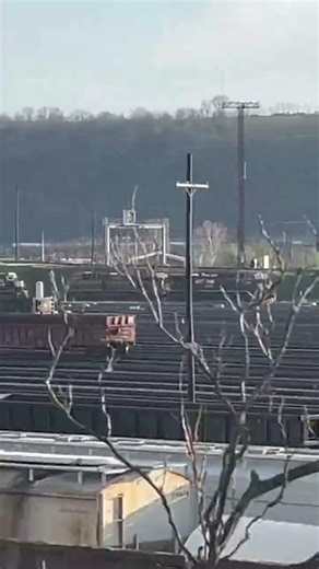 NS 8102 Pennsylvania heritage unit in Conway yard