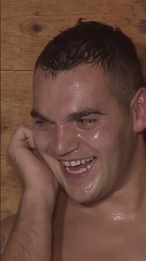 Zähneputzen im Wellnessbereich: Hygieneproblem in Sauna 🤣| Verstehen Sie Spaß?