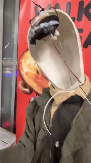 Walking Bread | Exposed Puppet Mechanics as Anatomical Archive