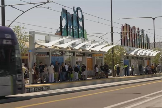 9.9K views · 164 reactions |  Half a million rides and counting! Our newest light rail extension into south Phoenix has served 529,000+ rides since opening June 7! August was its busiest month yet with 186,000+ rides - averaging over 6,200 rides on weekdays and more than 9,600 rides on weekends! Thank you riders for making this light rail expansion a success!  | Valley Metro | Facebook