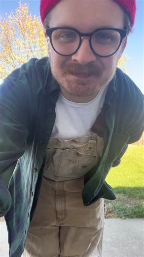 Exploring Vintage Overalls: Fall Fashion for Men