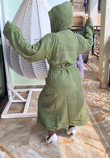 Replying to @Persie skincare&Mo Modeling in what I sell 😂😂😂#MirembeBeddingsAndCurtains