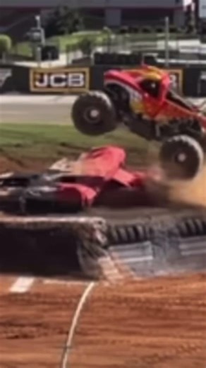 EL Toro Loco Freestyle Recorded off a Bank Camera 🐂 #monstertruck #2025 #monsterjam #sendit #fy