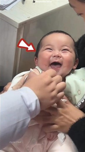 Baby Gets His First Injection | Cute Reaction 🥺💉 #facts #shots