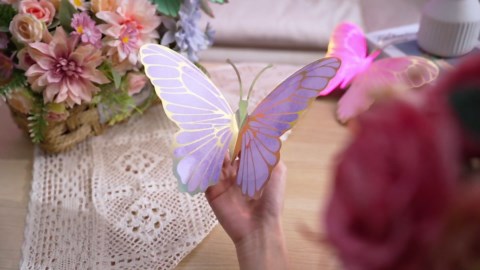 Wettarn 20 Pcs Butterfly Centerpieces for Tables Butterfly Party Decorations 3D Golden Table Toppers Centerpiece for Girl Party Birthday Baby Shower(10 x 7 In,Mix Color)