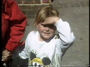 BBC Schools Storytime - Where's That Bus