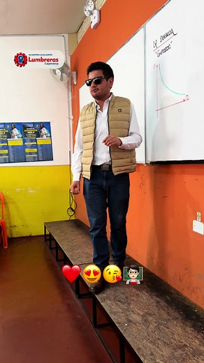 Nos encantan las clases con nuestro encantador profesor Mauricio 🤩 INICIO DE CICLO ✅24 de septiembre - primer grupo ✅30 de septiembre - segundo grupo #academiaguillermolumbreras #cachimbo #cajamarca #éxitoacadémico #educación