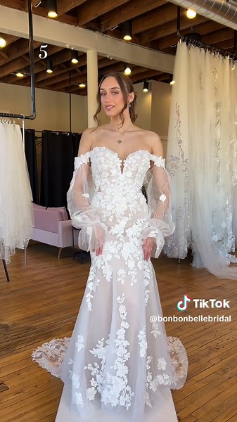 Explore Stunning Long Sleeve Wedding Dresses