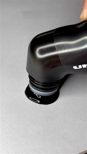 Satisfying Art with a Black Mop'r Marker