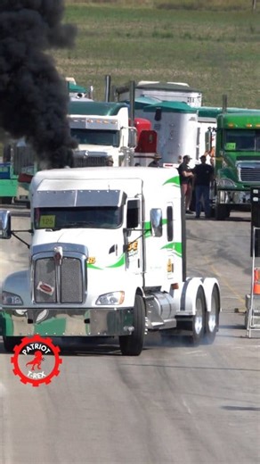 Those hood straps are holding on for dear life while Brad Metzer resets the lane! Kuhnle Motorsports Park #fyp #racing #bigrig | Patriot T-Rex