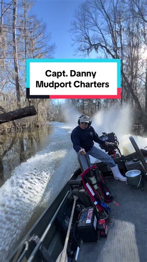 Let’s take a ride with Captain Danny Mudport Charters On Caddo Lake in Uncertain Texas ! #caddolake #lake #boat #travel #outdoors @Capt. Danny/Mudport @Gatorade
