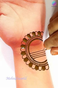 2.1K views · 86 reactions | Gorgeous arabic mehndi design #artist #hennaart #mehnadi #beutiful #mehendidesign #latest #love #easymehndi #mahandi #hennalove #art #gorgeous #facebookpost #creativity Song : Title: Khwahisha Artist: Porshia Sen Link: https://business.facebook.com/sound/collection/?sound_collection_tab=sound_tracks&asset_id=494110447809110&reference=artist_attr | Mehndi World | Facebook