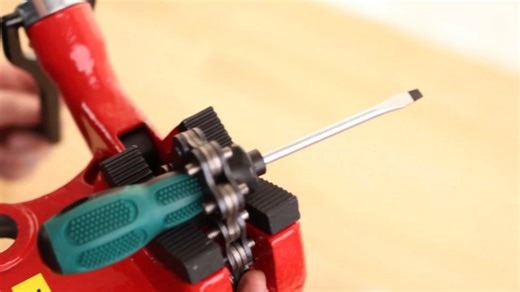 Watch Bench Pipe Chain Vise on Amazon Live