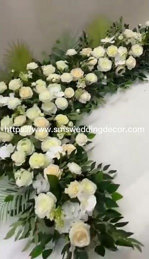 Simple Altar Flower Arrangements