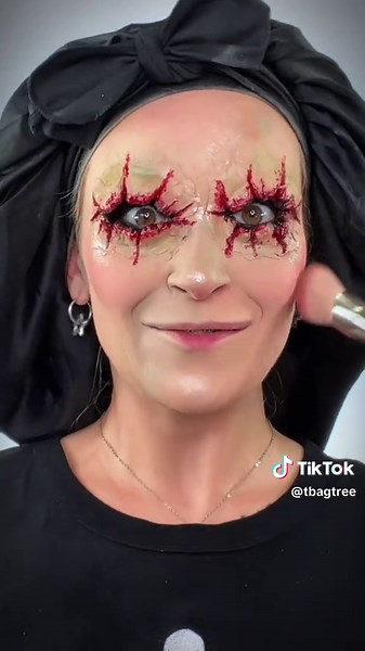Jeepers Creepers 🦇👁️☠️🩸my literal WORST FEAR came true!! Jeepers Creepers ripped my eyes out 👹👀 I used @Mehron Makeup modeling/scar wax and Prosaid Adhesive with Mehron Coagulating Stage B|🩸🩸D!! #halloweenmakeup #sfxmakeup #jeeperscreepers #uncannyvalley #horrortok
