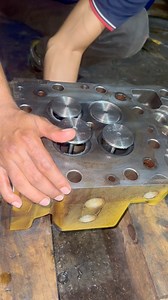 Hand Valve Lapping Technique for Accurate Valve Seat Sealing. #caterpillar #thegasengine #fblifestyle #mechanic #overhaul #viralreelsシ | The Gas Engine