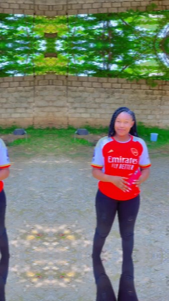 Hairstyles with Extensions: Izukanji Dreadlocks Guide