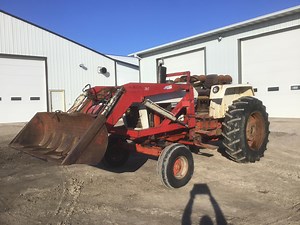 Case 870 Agri King 2WD Tractor W/Loader | Agriculture