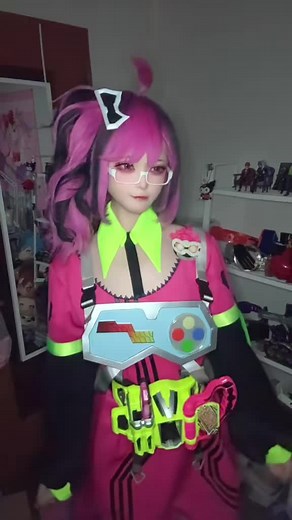 🤨🤨🤨 #cosplay #kamenrider #kamenriderexaid #beautiful #cute #douyin #fyp #trending #viral #xuhuong #foryou #foryoupage