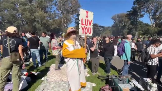 Crowds gather for unofficial 4\/20 event in San Francisco's Golden Gate park