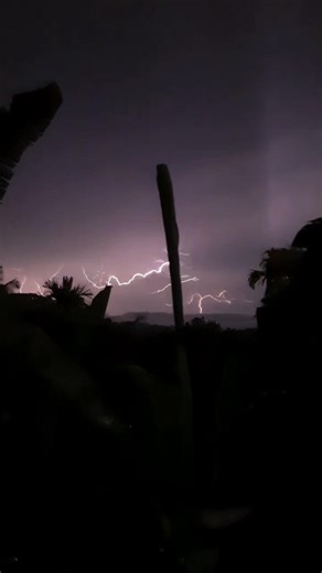 Lightning strikes 💫 Capture in My Phone 😍💫 #lightning #wether #1million #trending