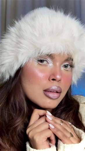 Icy Makeup❄️🧊 #icymakeup #wintermakeup #coldmakeup #bahrainmakeup #makeuptutorial