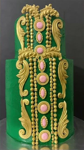 Faux cake #baking #cakedecoration #cakedesign #buttercream #cake #subscribe #pink #green