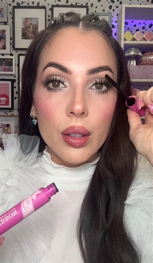 Too Faced Cosmetics on Instagram: "Wrap your lashes in our NEW Ribbon Wrapped Lash Mascara!!  This innovative formula wraps each lash in extreme length and provides dramatic separation without the worry of flaking or smudging - perfect for a long day at work or a night out, your lashes will look flawless and fabulous! Shop now at toofaced.com! ️ #toofaced #tfcrueltyfree @elysereneau"