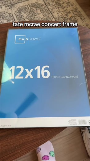 Tate McRae Concert Experience: Confetti and Excitement