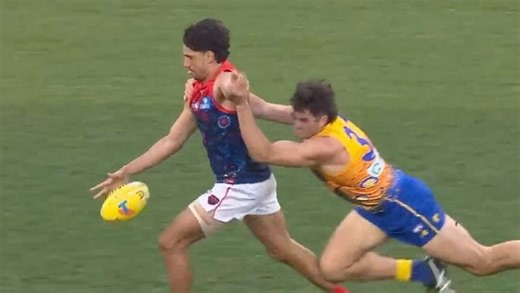 The rules explained in 2025: Holding the ball