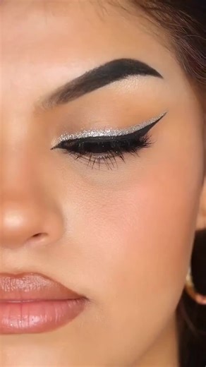 #Make-up#makeup tutorials#makeup for women over 40#makeup foundation#make-up