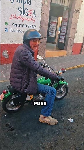 A classic in traffic. Pony, the most beautiful motorcycle in Carabela. #motorcycles #biker #motovlog